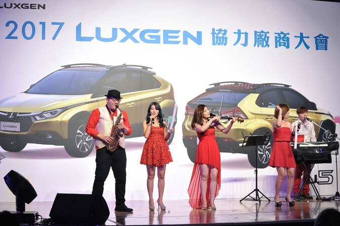 LUXGEN協力廠商大會-晚會休息時間,樂團歌唱演奏輕快樂曲
