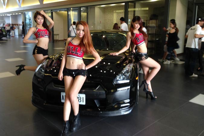 引擎新品發表會－Showgirls與活動展示品牌車種